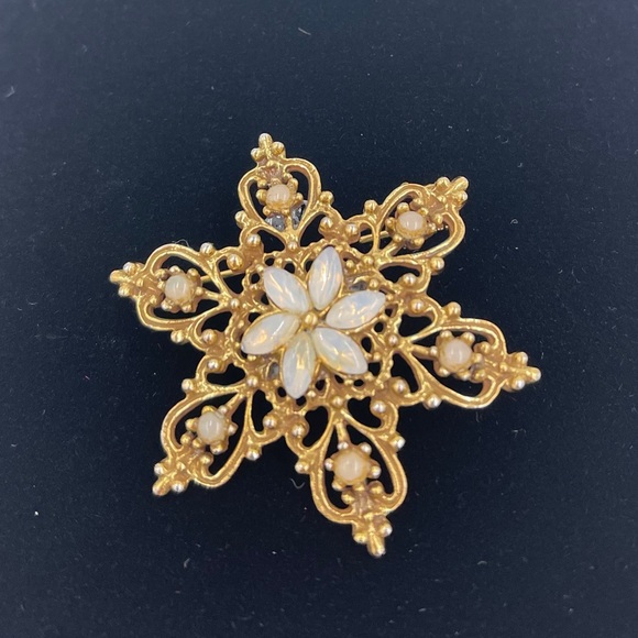 Vintage Beautiful Stone Brooch. - Picture 8 of 13